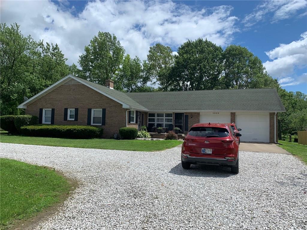 1925 Lindberg Road Anderson, IN 46012 - Photo 2 of 25