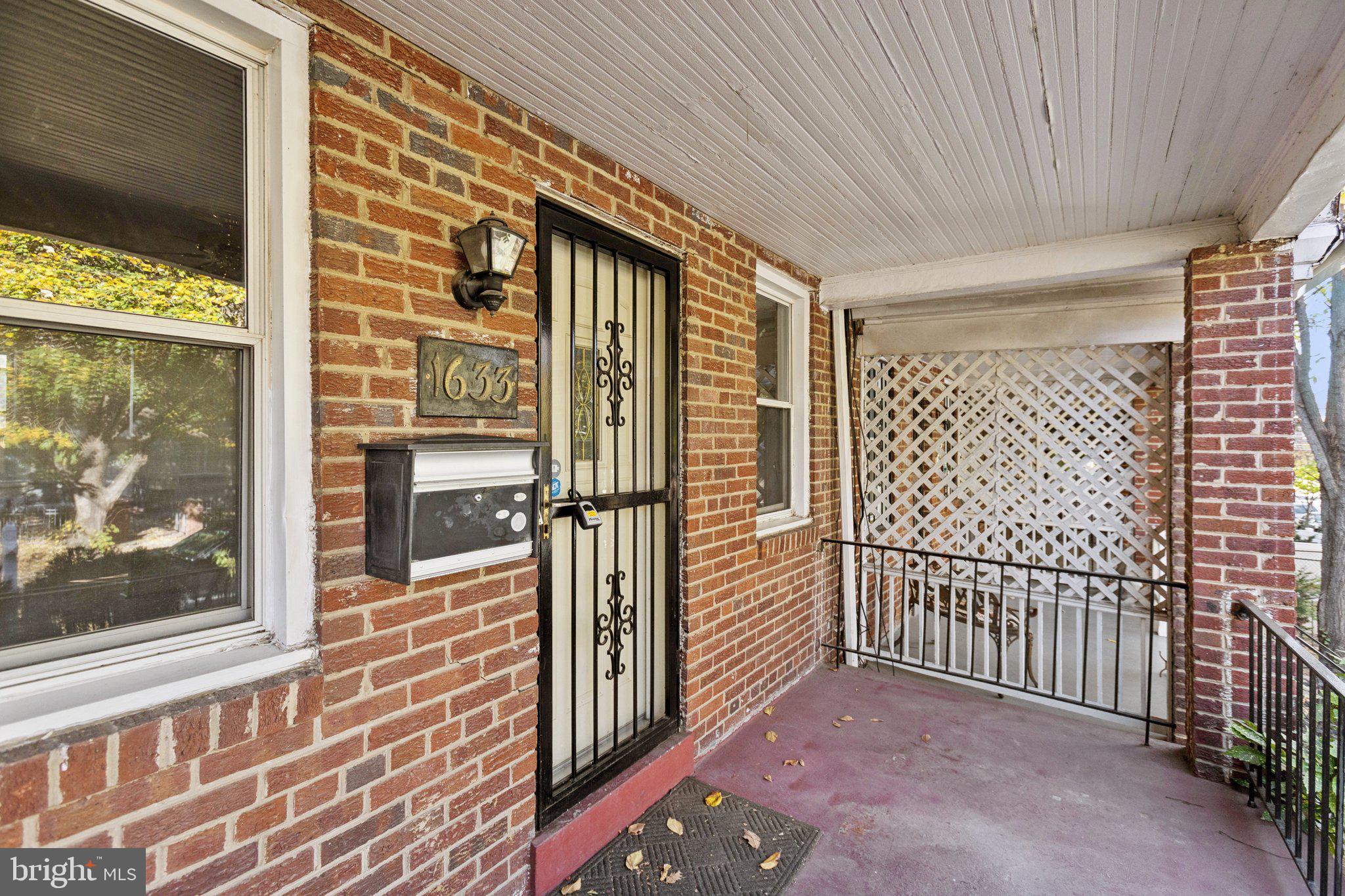 1633 R Street Southeast Washington, DC 20020 - Photo 2 of 44