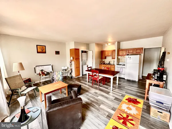 $1,650 | 3793 Cresson Street, Unit 2, Philadelphia, PA 19127