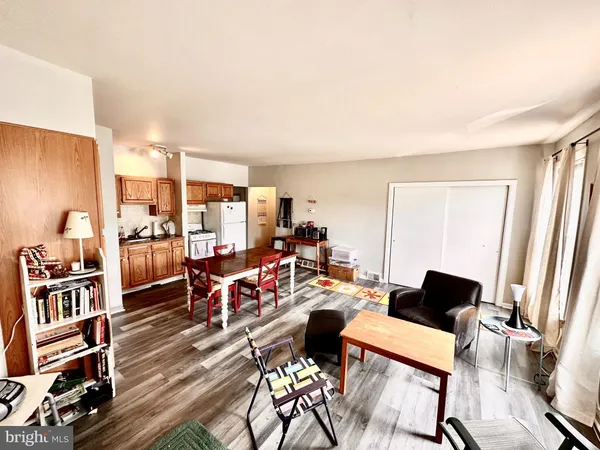 $1,650 | 3793 Cresson Street, Unit 2, Philadelphia, PA 19127