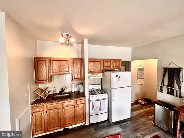 $1,650 | 3793 Cresson Street, Unit 2, Philadelphia, PA 19127