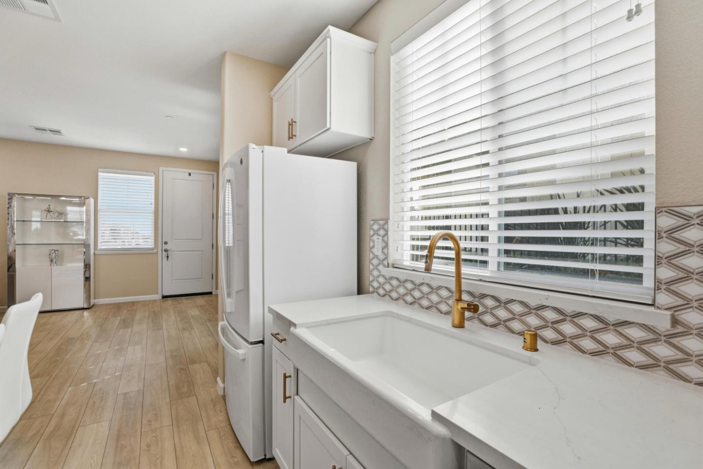 6385 Paysar Lane Gilroy, CA 95020 - Photo 7 of 27 a bathroom with a sink and a mirror