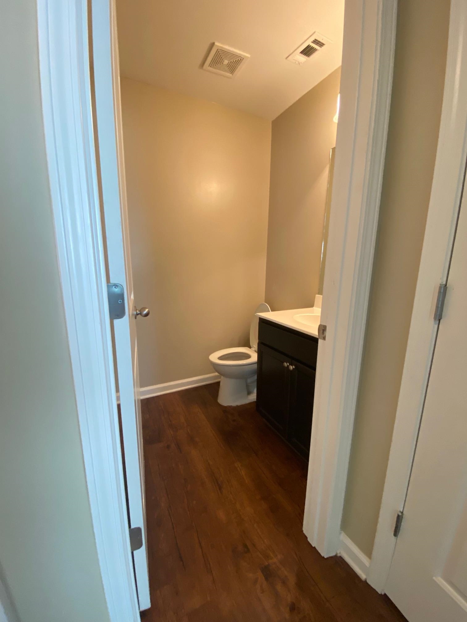 2260 Webbing Drive Memphis, TN 38016 - Photo 2 of 17 a bathroom with a sink and a toilet