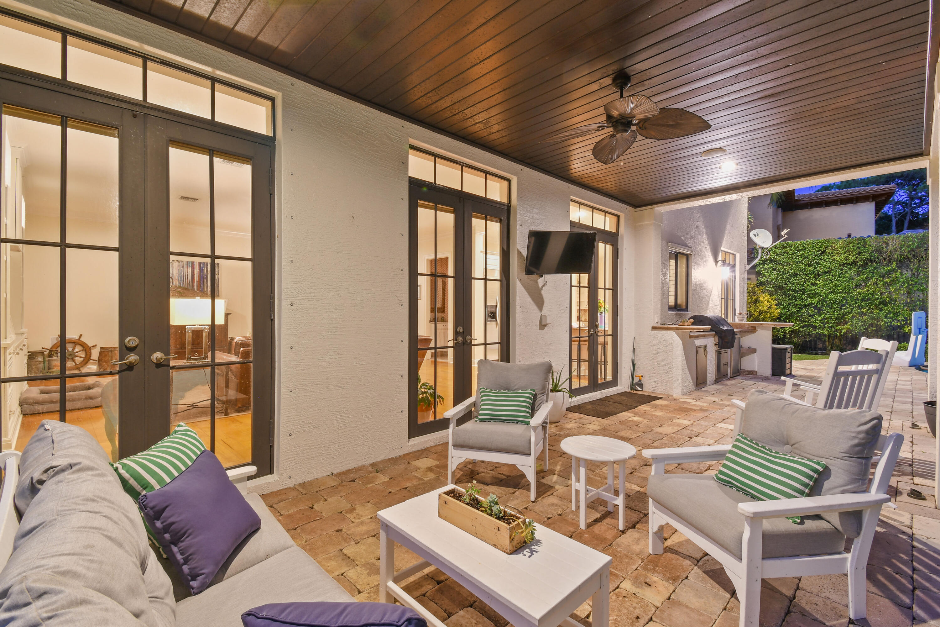 140 Segovia Way Jupiter, FL 33458 - Photo 59 of 62 140SegoviaWayTwilights(28)