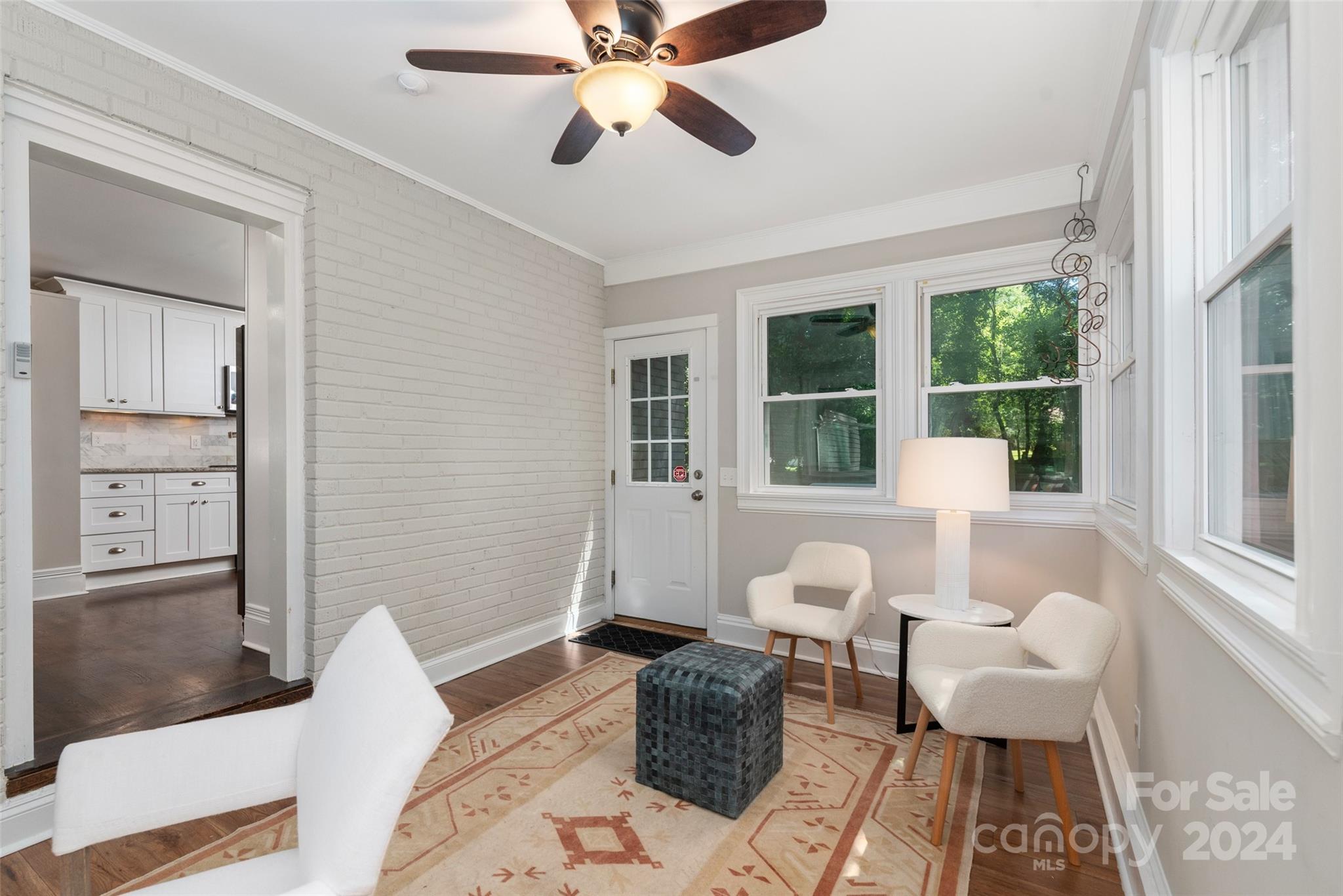 4327 Castleton Road Charlotte, NC 28211 - Photo 13 of 38 Gallery Image 13