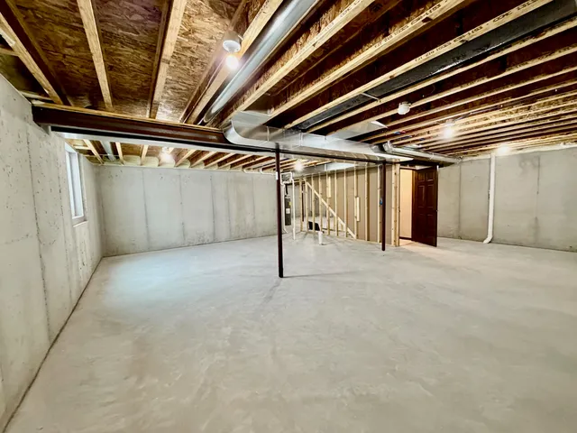 $369,900 | 2034 Red Fox Lane, Kaukauna, WI 54130