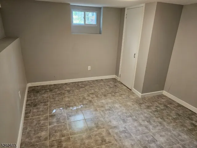 $3,500 | 310 Essex Street, Unit 1, Millburn, NJ 07041