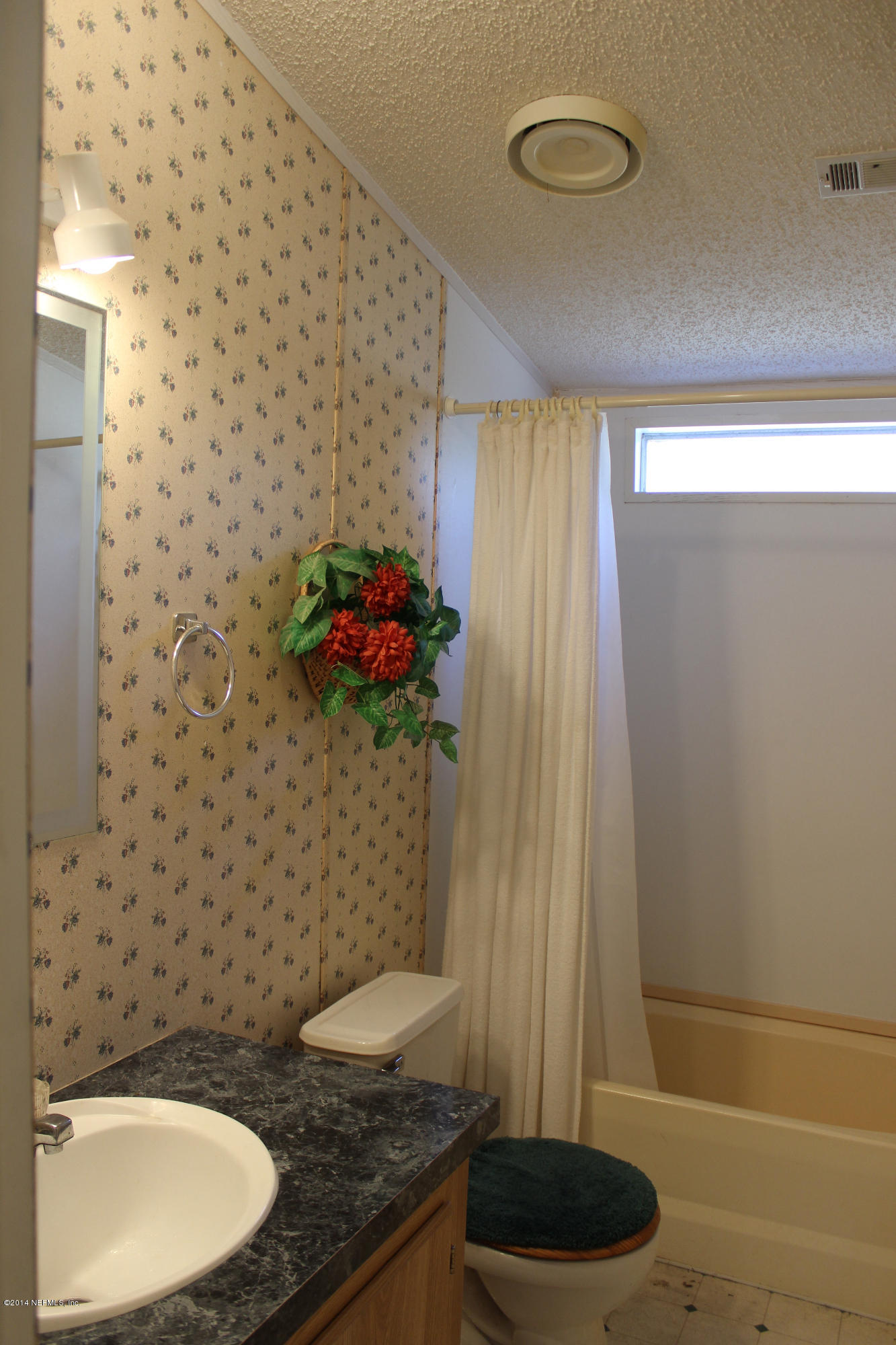 11156 Lagrua Road Brooksville, FL 34614 - Photo 9 of 15 Bath 2