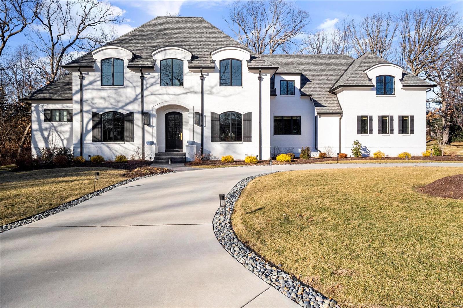 18 Williamsburg Road St. Louis, MO 63141 - Photo 1 of 91 Gallery Image 1