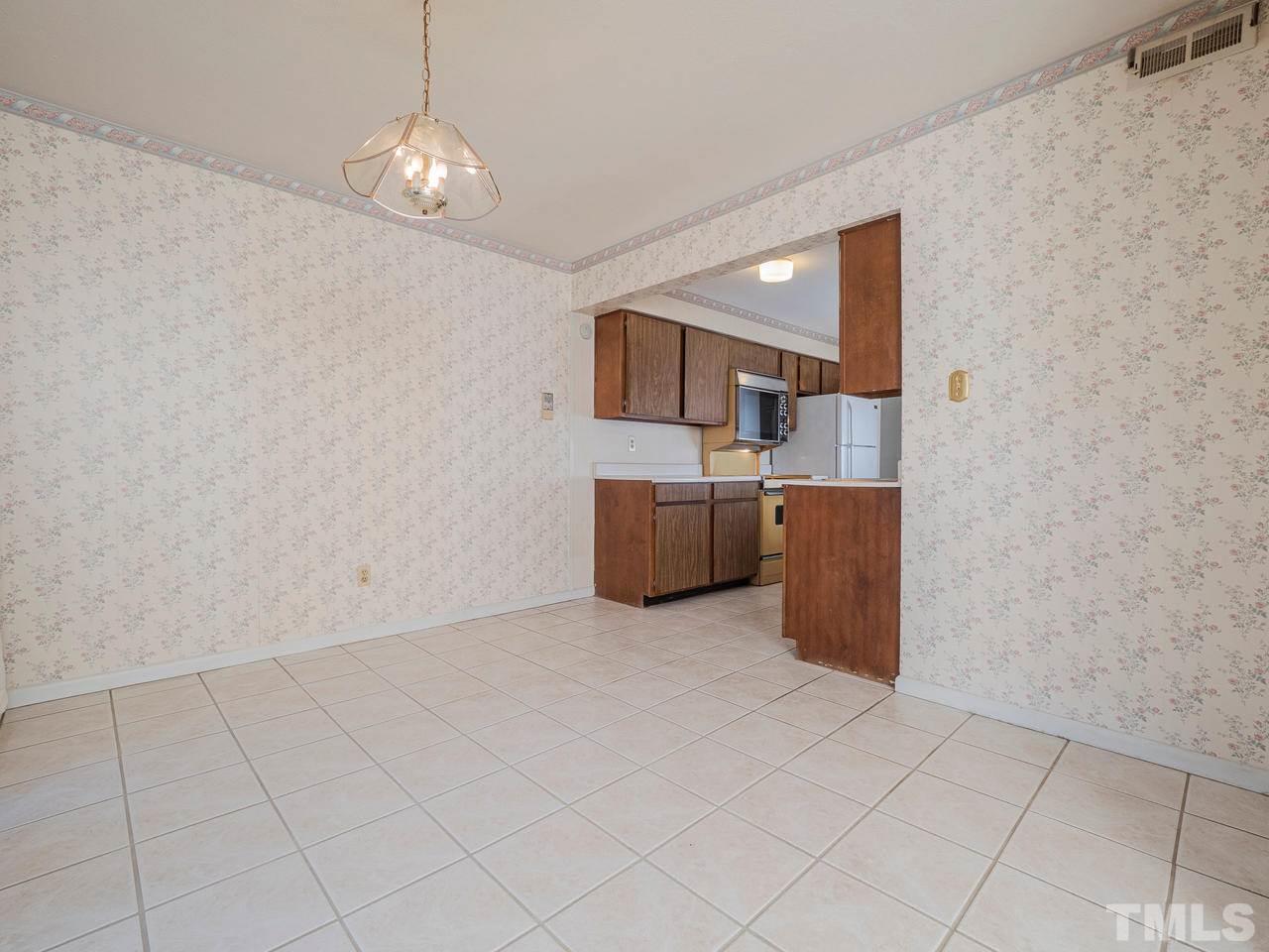 1756 Quail Ridge Road Raleigh, NC 27609 - Photo 7 of 30
