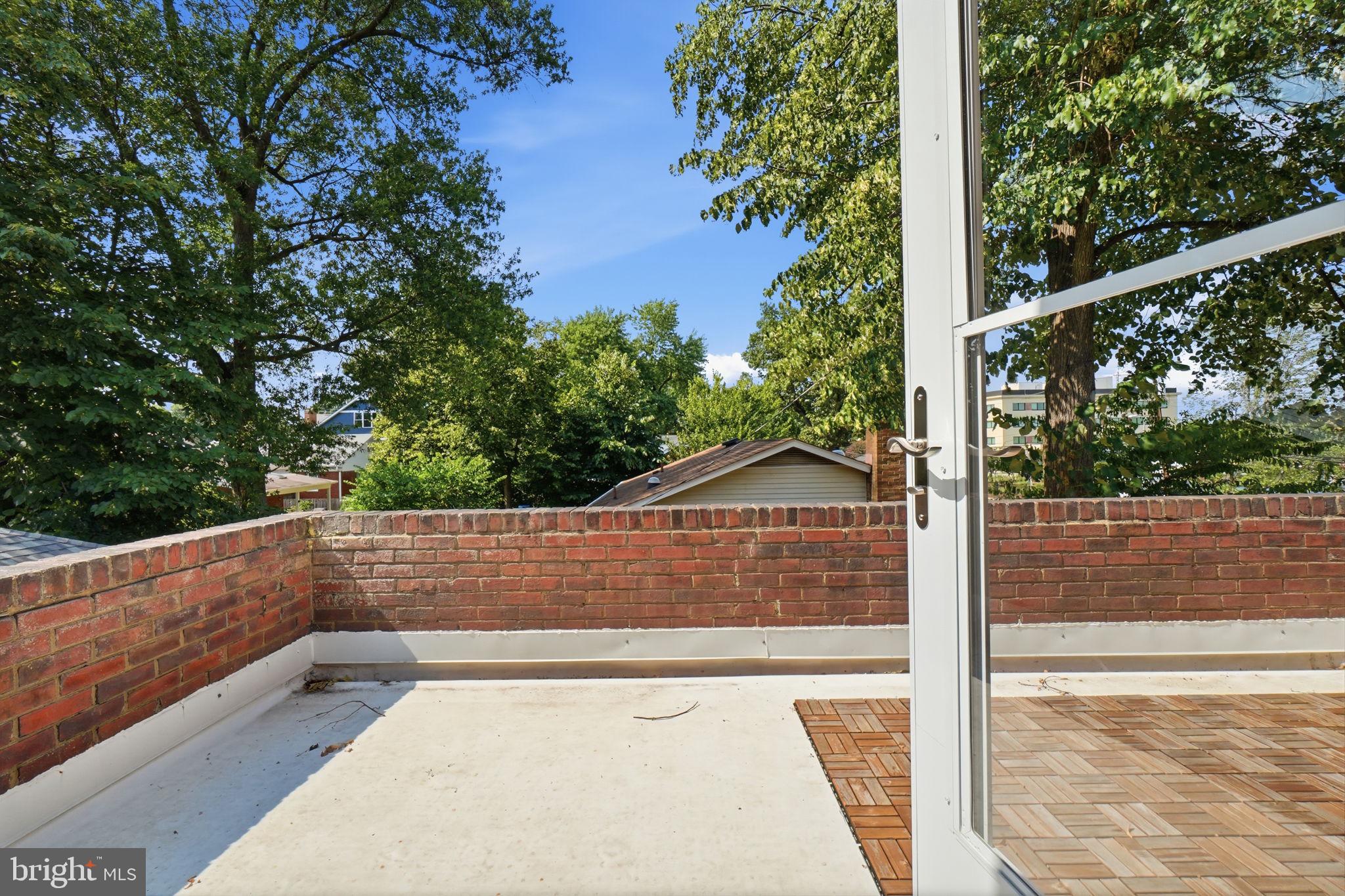 824 South Courthouse Road Arlington, VA 22204 - Photo 43 of 70 Deck off Bedroom 3