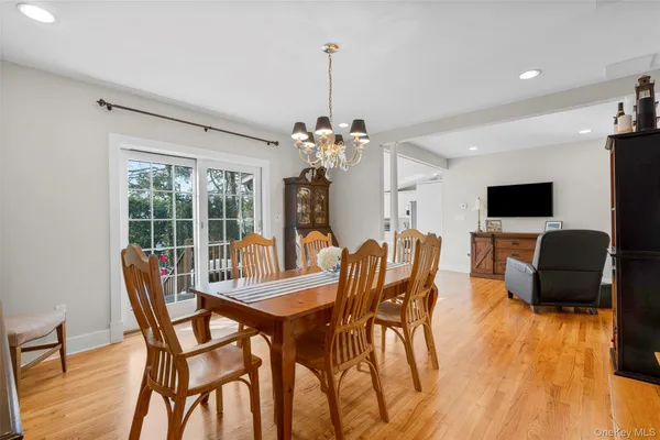 $1,049,000 | 206 Knollwood Avenue, Mamaroneck, NY 10543