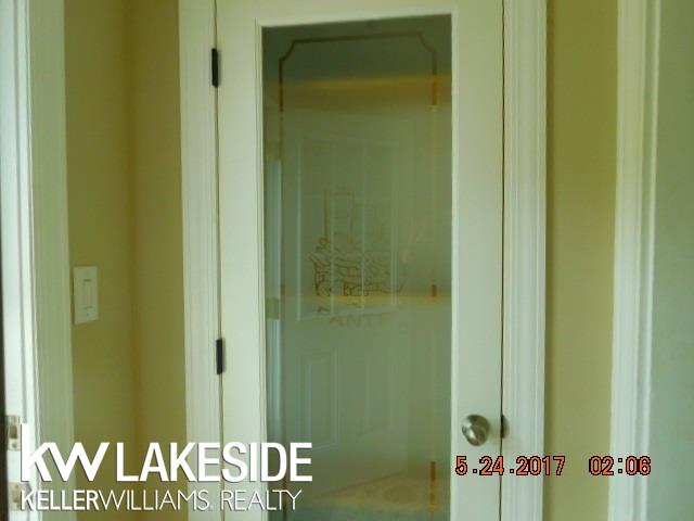 9467 Short Cut Road Fair Haven, MI 48023 - Photo 14 of 40 31320765-15.JPG