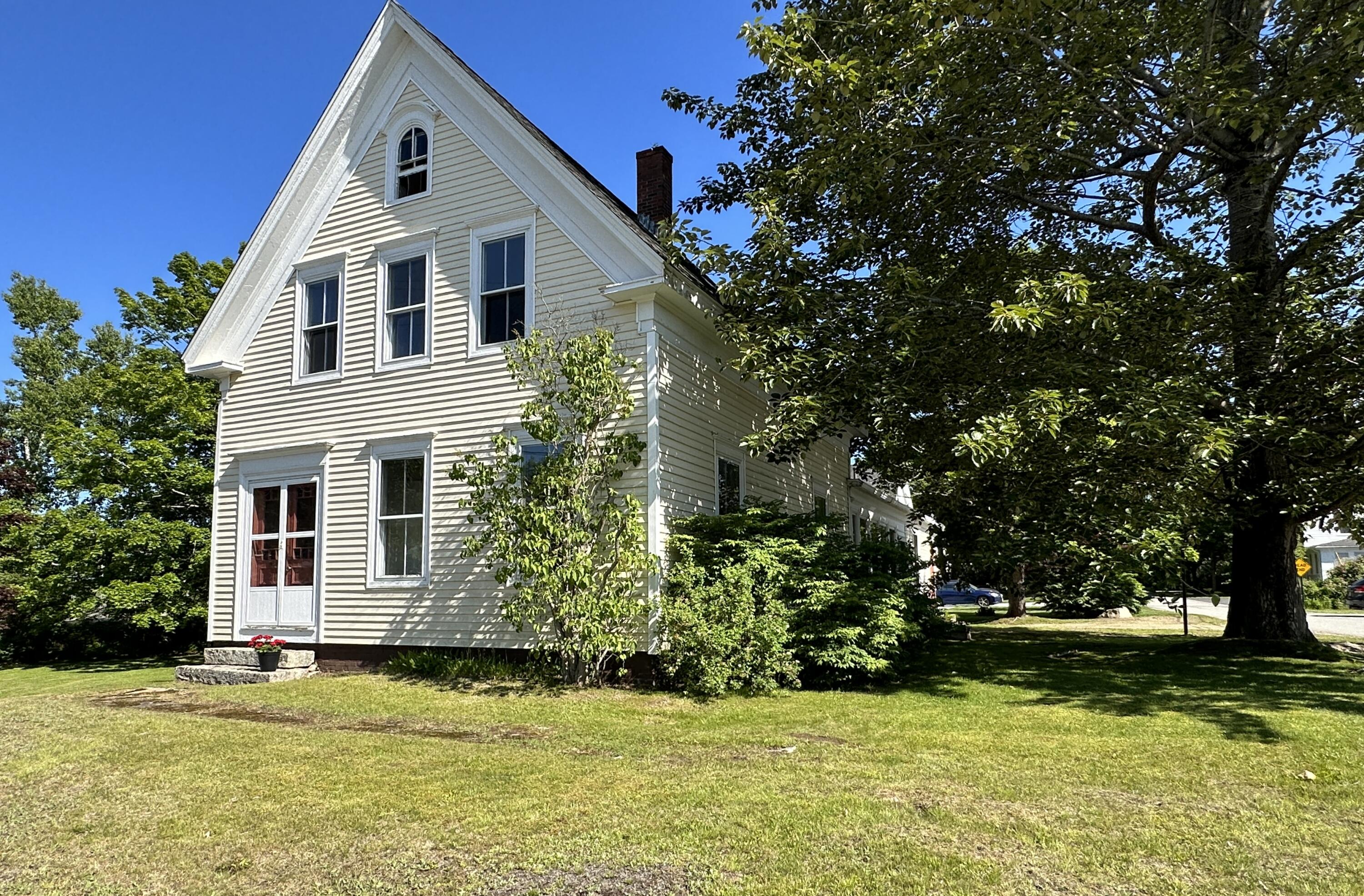 54 Main Street St. George, ME 04860 - Photo 1 of 62 .