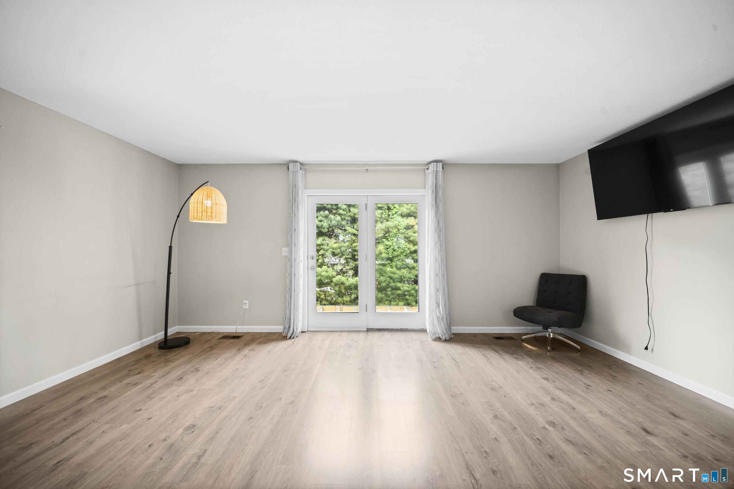102 Oak Ridge Drive, Unit 102 Windsor Locks, CT 06096 - Photo 6 of 32