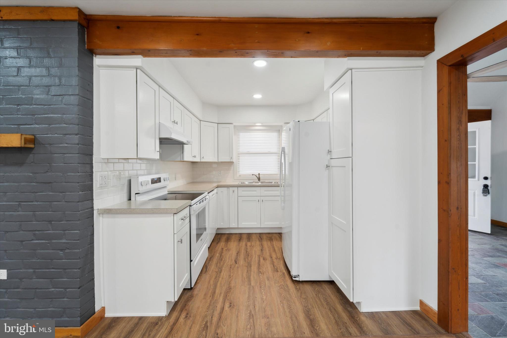 43 Geranium Road Levittown, PA 19057 - Photo 12 of 35