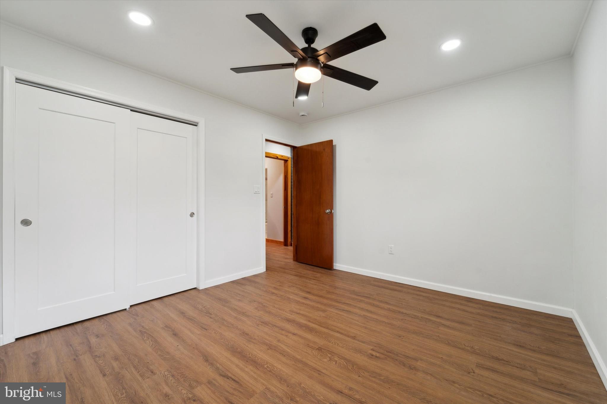 43 Geranium Road Levittown, PA 19057 - Photo 15 of 35