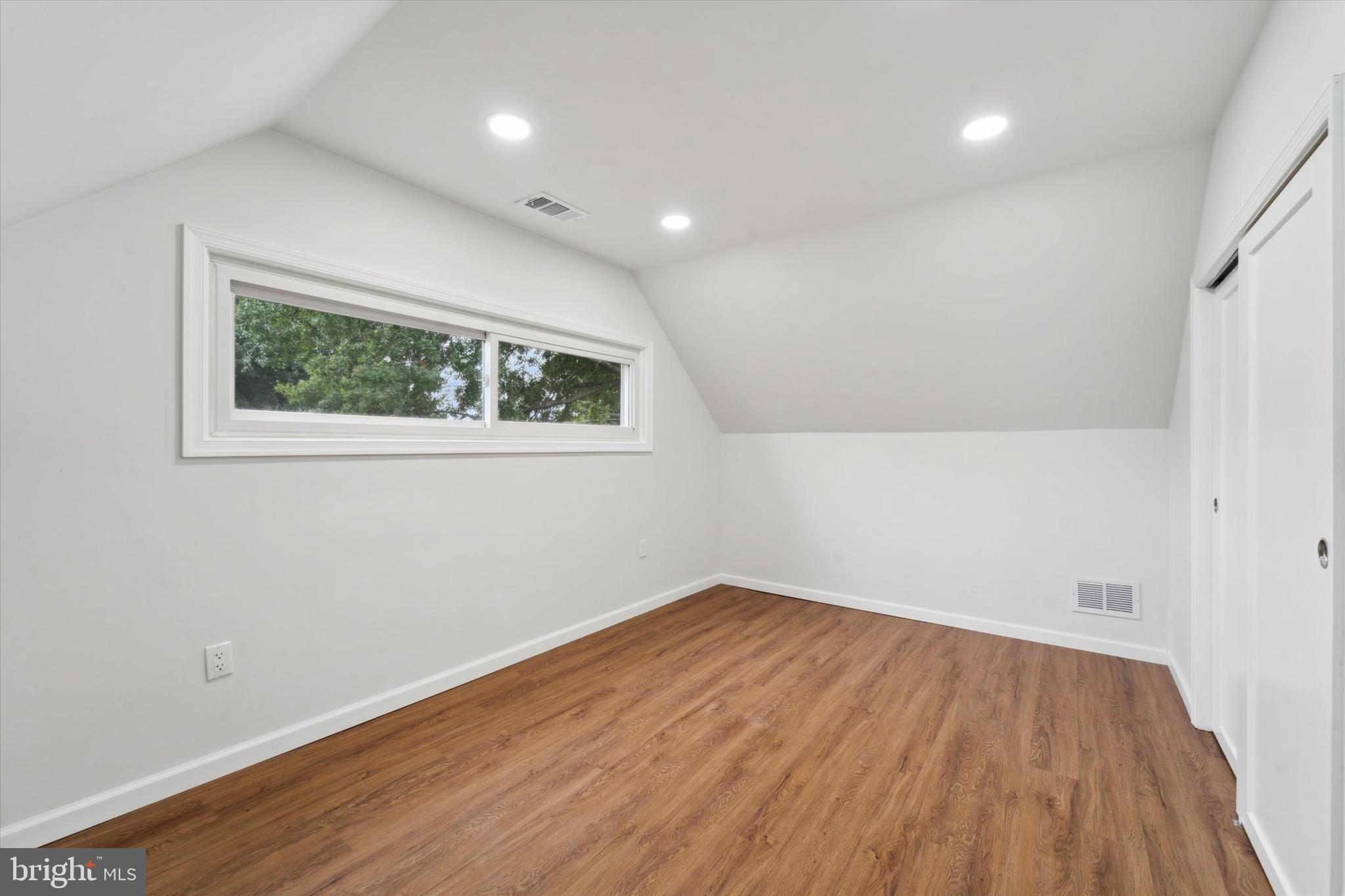 43 Geranium Road Levittown, PA 19057 - Photo 25 of 35