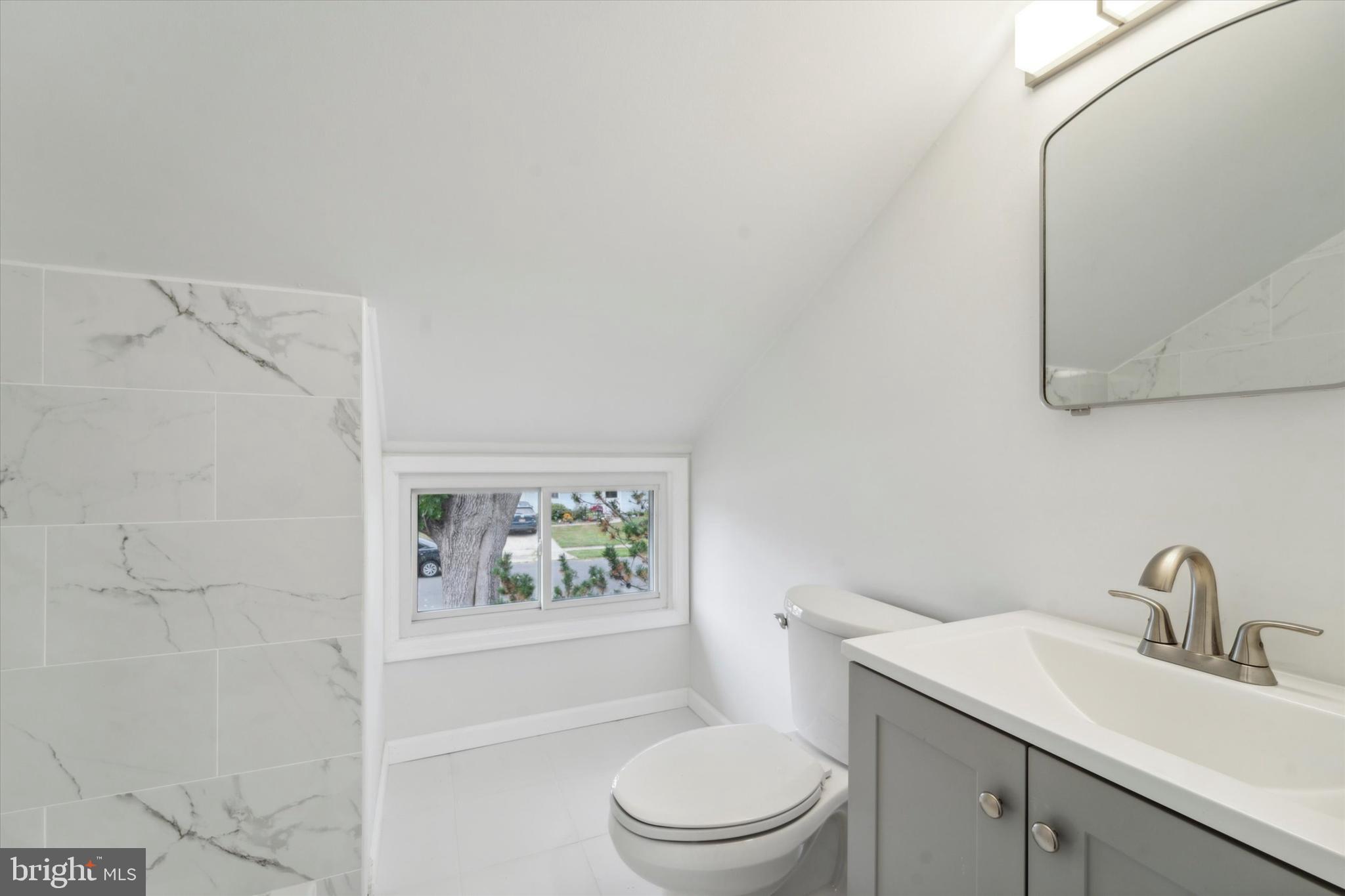 43 Geranium Road Levittown, PA 19057 - Photo 27 of 35