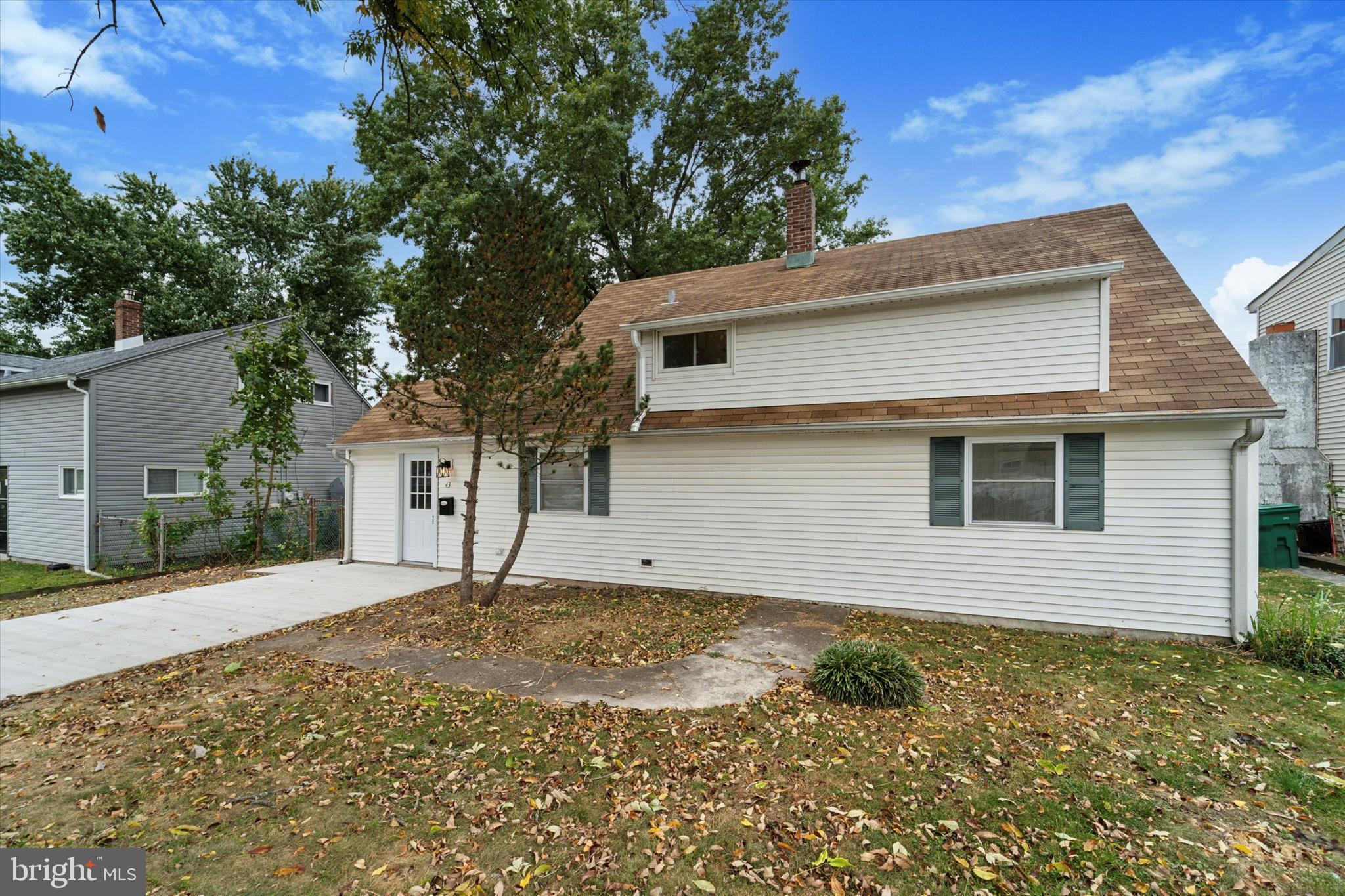 43 Geranium Road Levittown, PA 19057 - Photo 3 of 35