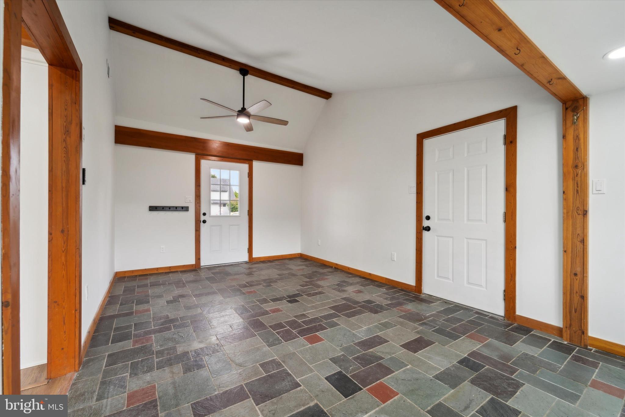 43 Geranium Road Levittown, PA 19057 - Photo 7 of 35