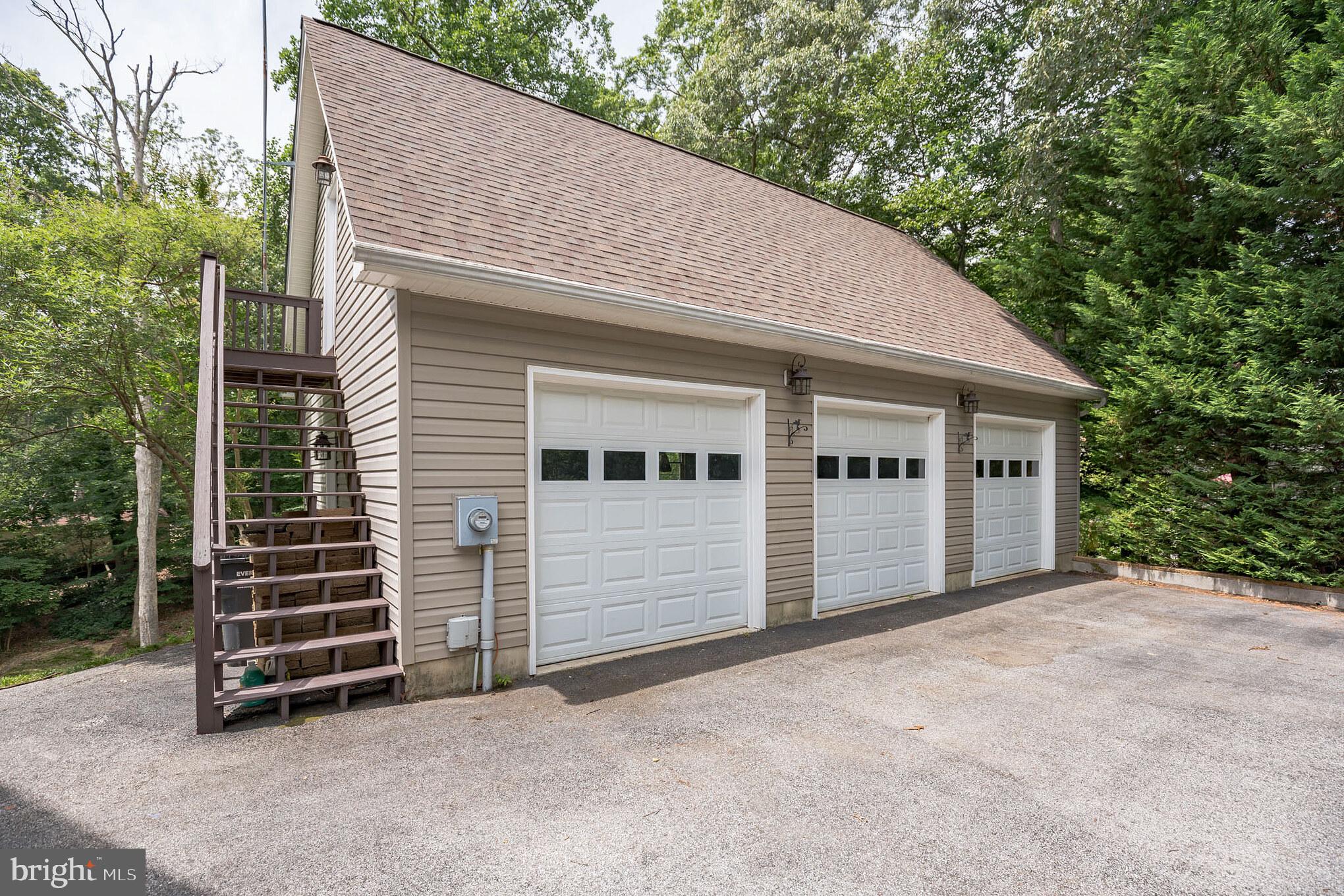 655 Mesquite Trail Lusby, MD 20657 - Photo 4 of 38