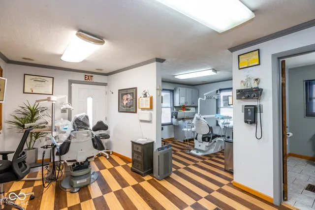 $418,000 | 2811 East 46th Street, Indianapolis, IN 46205