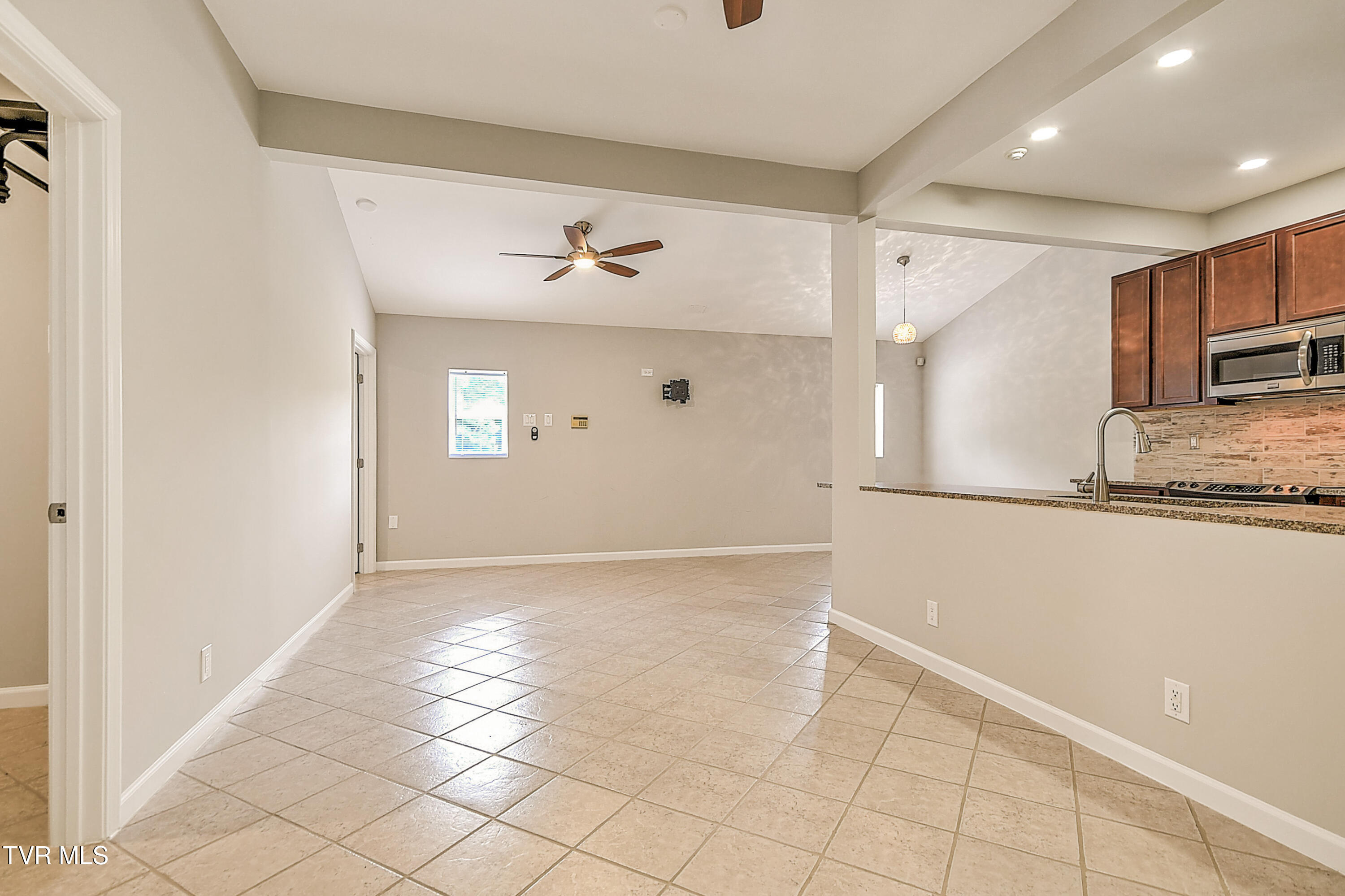 4125 Pine Orchard Road Butler, TN 37640 - Photo 37 of 86 4125 Pine Orchard LC-9