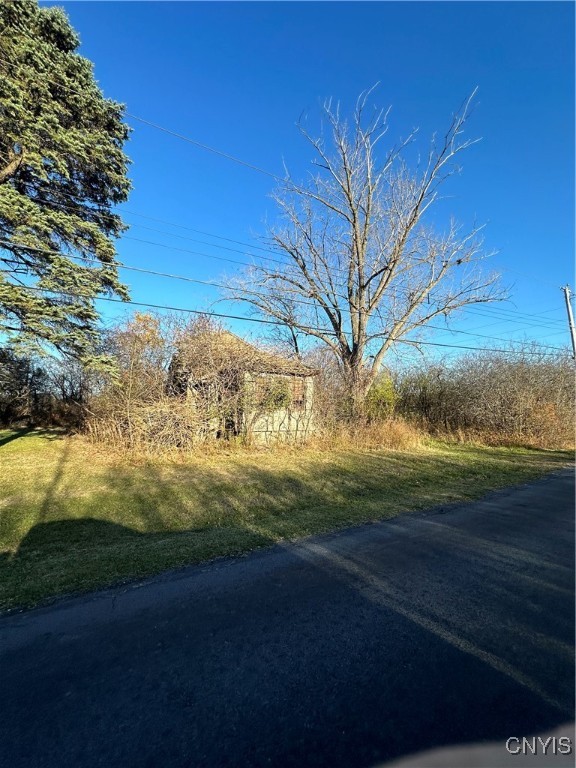 7082 Potter Road Sennett, NY 13021 - Photo 2 of 3