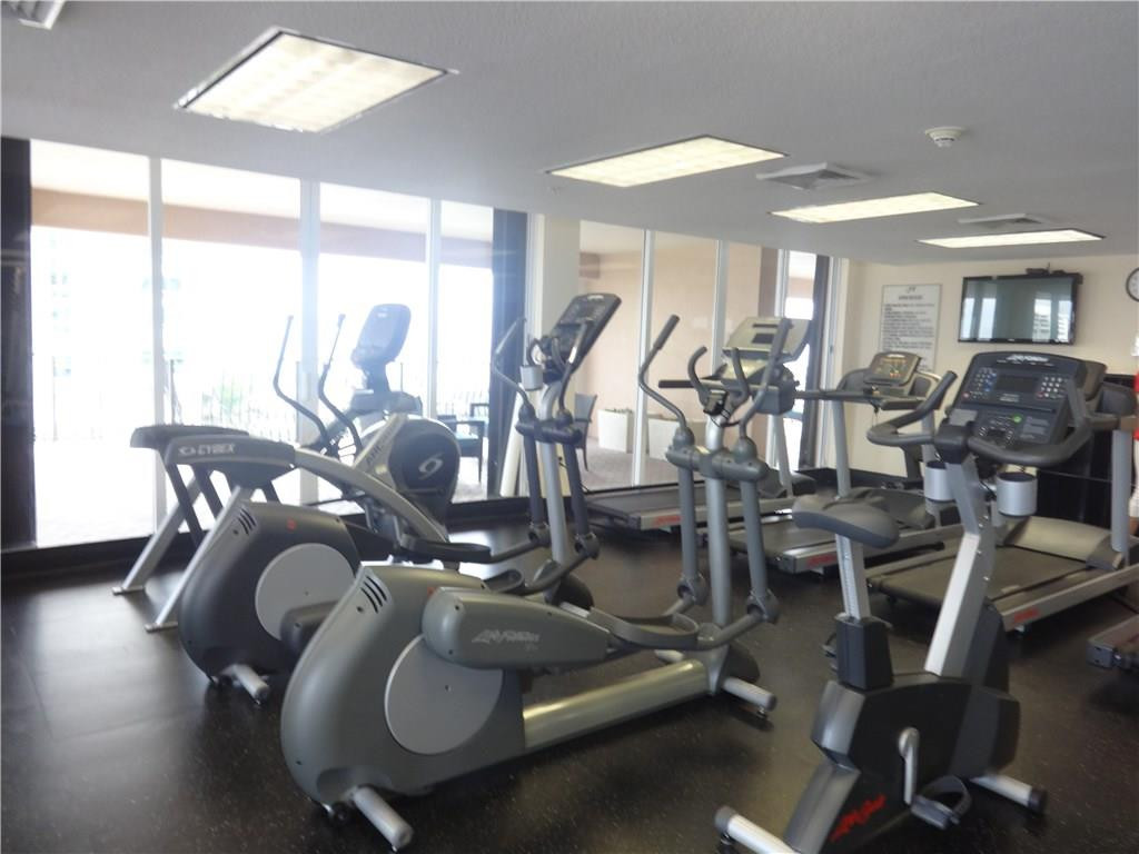 100 South Birch Road, Unit 1106B Fort Lauderdale, FL 33316 - Photo 33 of 34 a view of a room with gym equipment