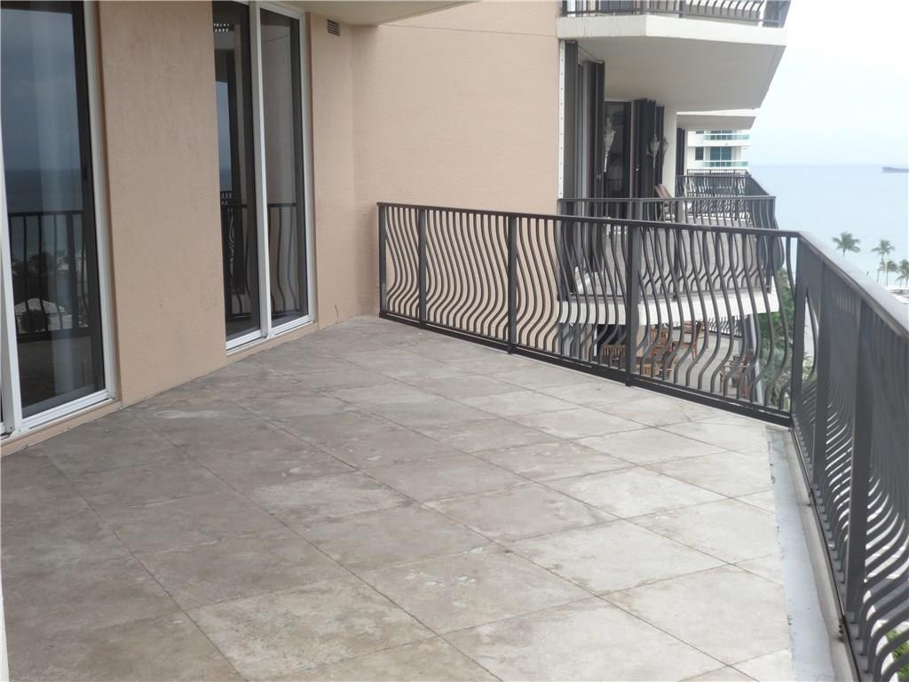 100 South Birch Road, Unit 1106B Fort Lauderdale, FL 33316 - Photo 9 of 34 a view of a balcony