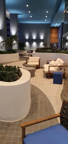 $3,850 | 1300 Brickell Bay Drive, Unit 1107, Miami, FL 33131