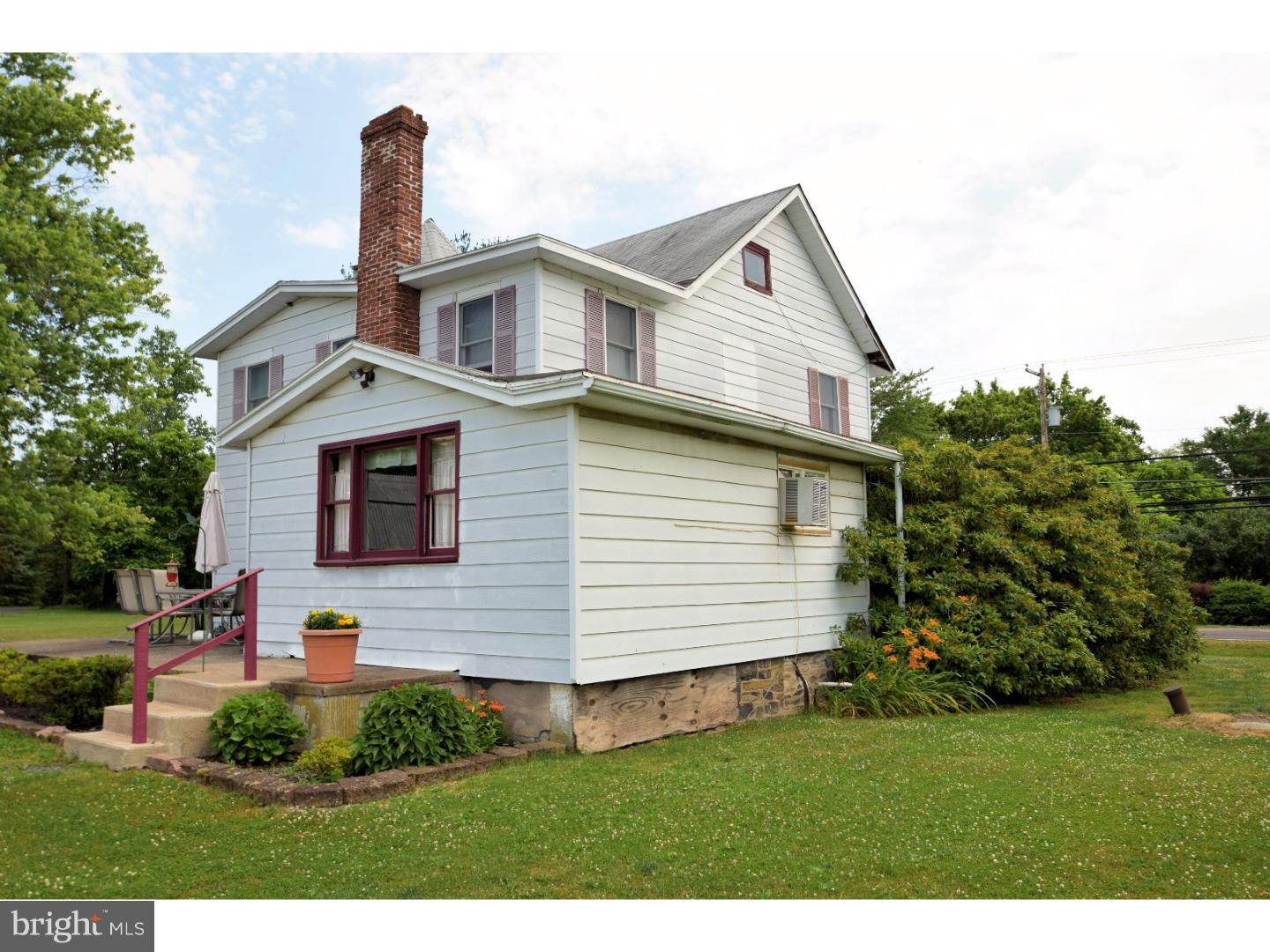 1247 Ridge Road Sellersville, PA 18960 - Photo 8 of 16