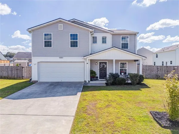 $321,900 | 803 Riverside Drive, Calhoun, GA 30701