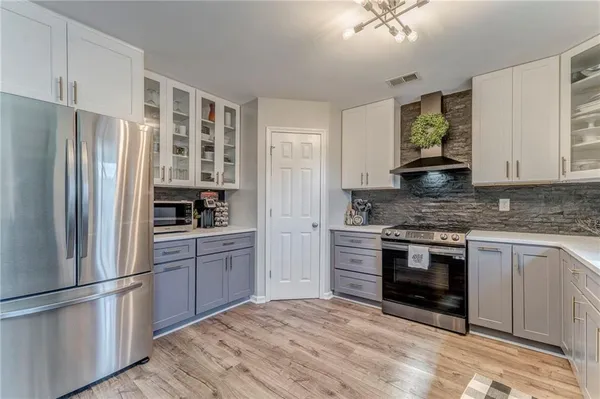 $321,900 | 803 Riverside Drive, Calhoun, GA 30701