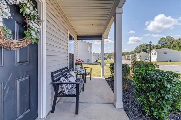 $321,900 | 803 Riverside Drive, Calhoun, GA 30701