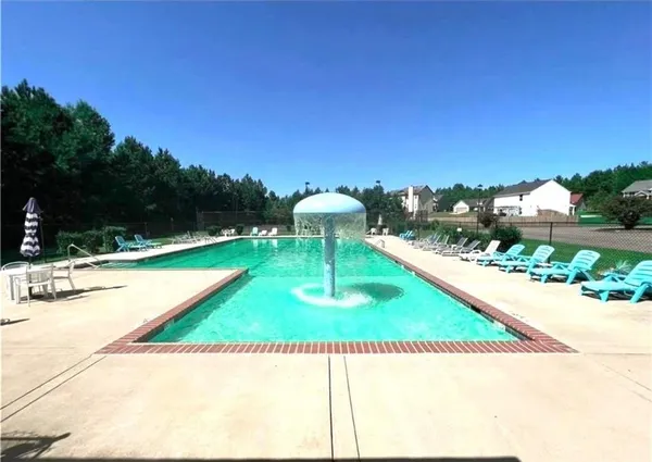 $321,900 | 803 Riverside Drive, Calhoun, GA 30701