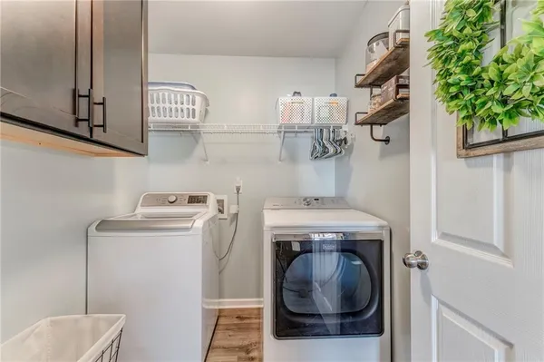 $321,900 | 803 Riverside Drive, Calhoun, GA 30701