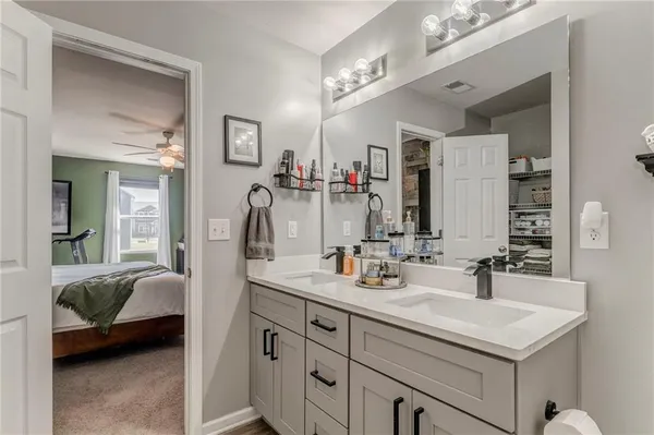 $321,900 | 803 Riverside Drive, Calhoun, GA 30701