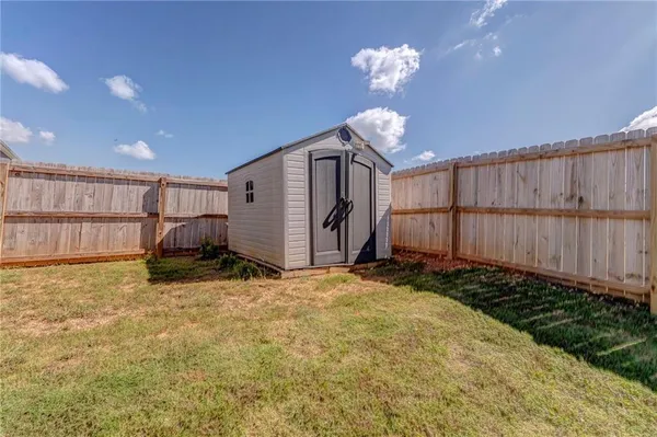 $321,900 | 803 Riverside Drive, Calhoun, GA 30701