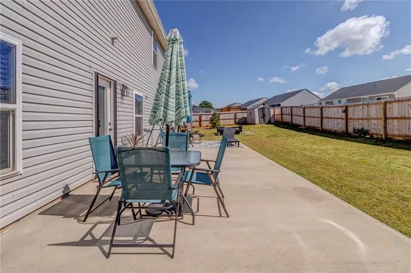 $321,900 | 803 Riverside Drive, Calhoun, GA 30701