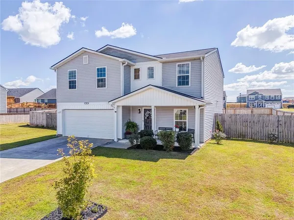 $321,900 | 803 Riverside Drive, Calhoun, GA 30701