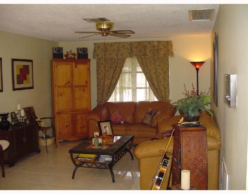 114 Timber Run West Riviera Beach, FL 33407 - Photo 6 of 15 Additional Photo