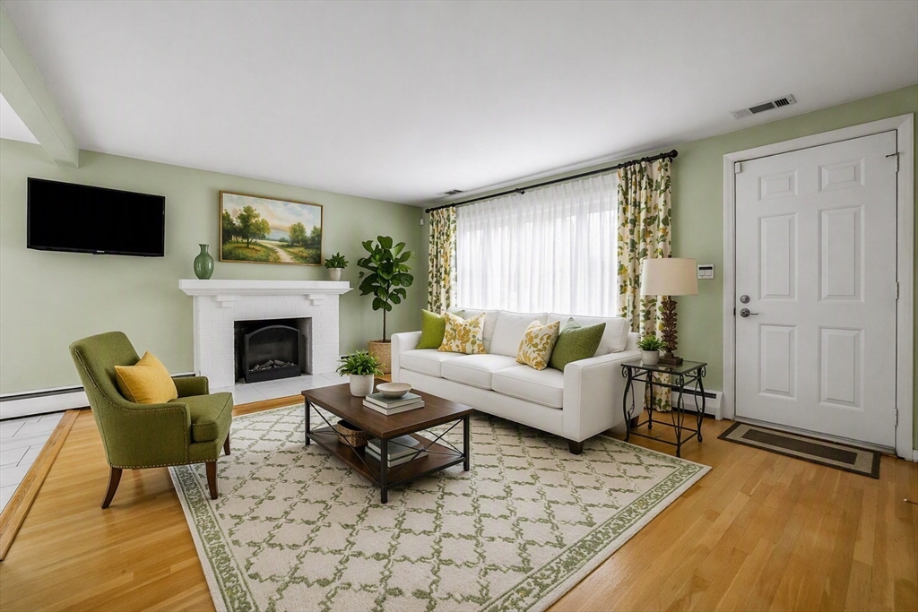 41 Samoset Road Peabody, MA 01960 - Photo 3 of 37