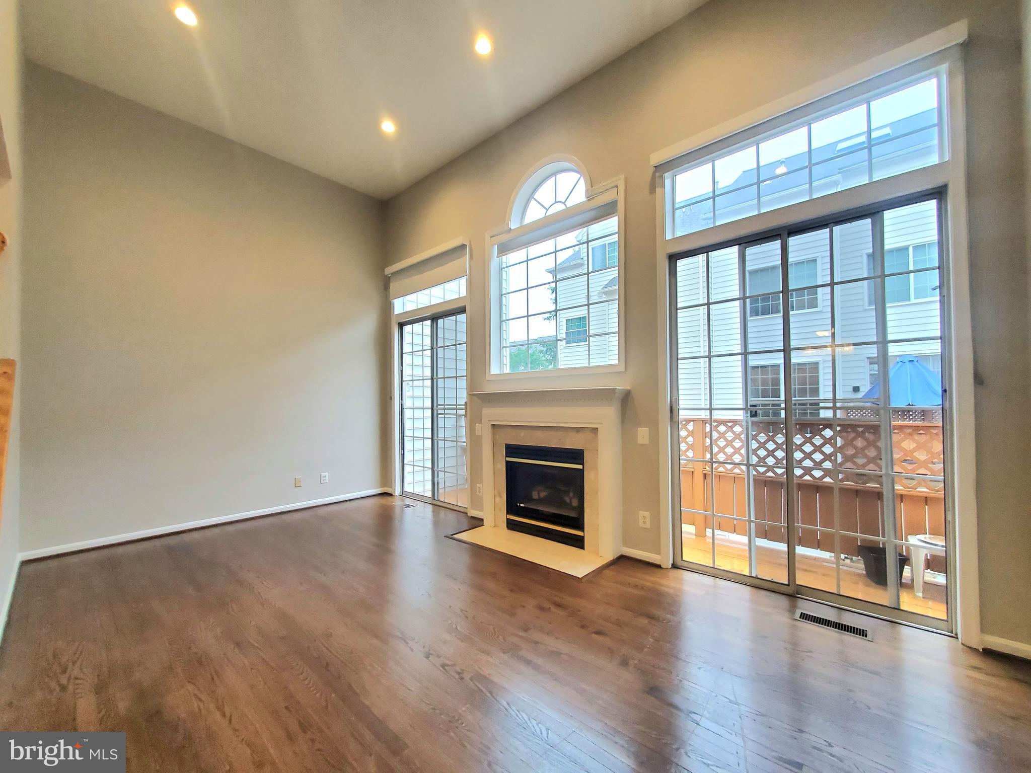 6030 Lincolnia Road Alexandria, VA 22312 - Photo 7 of 38