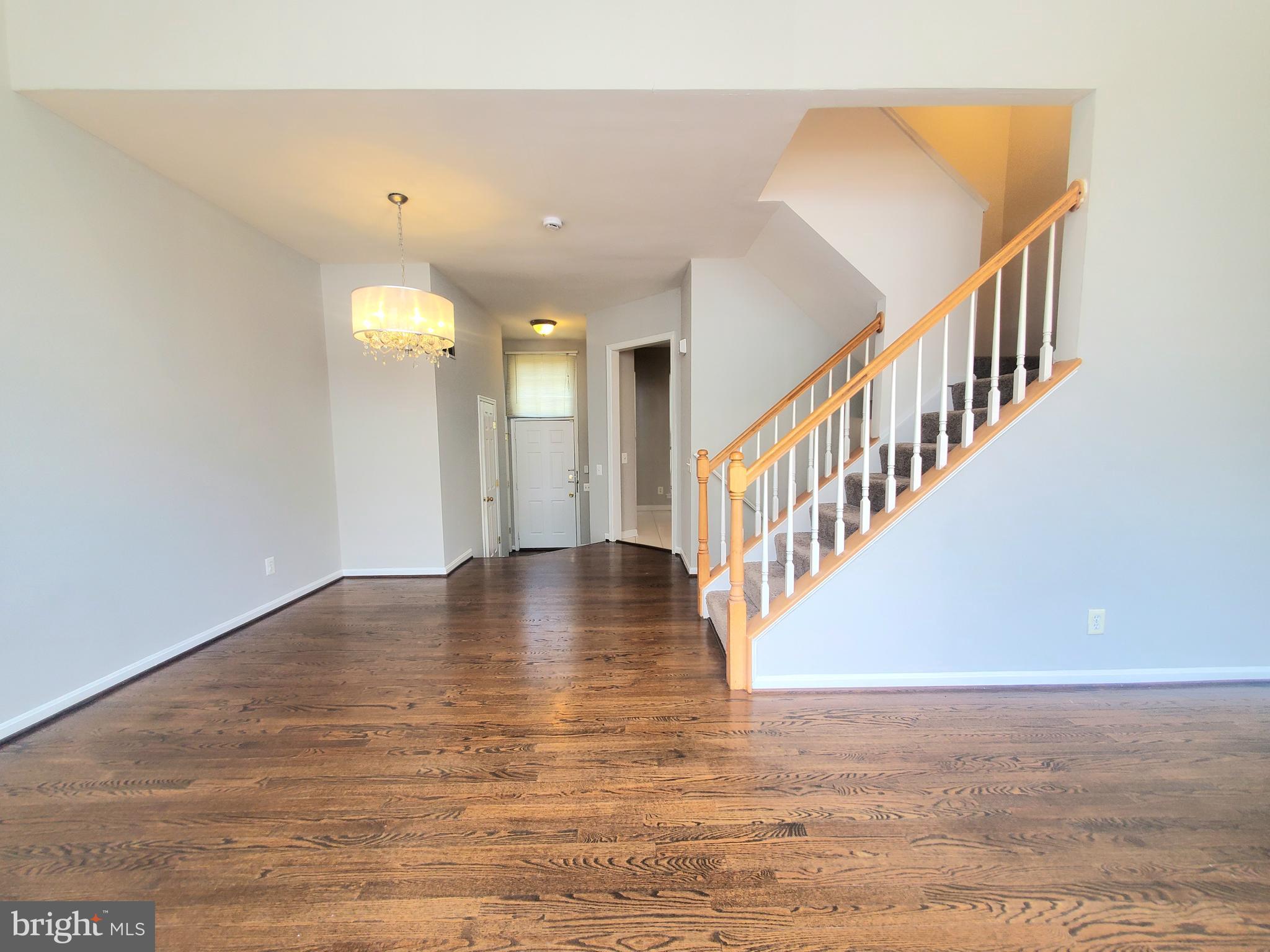 6030 Lincolnia Road Alexandria, VA 22312 - Photo 9 of 38
