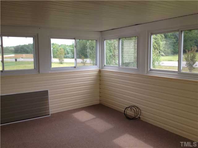 606 Huff Road Roxboro, NC 27574 - Photo 5 of 15
