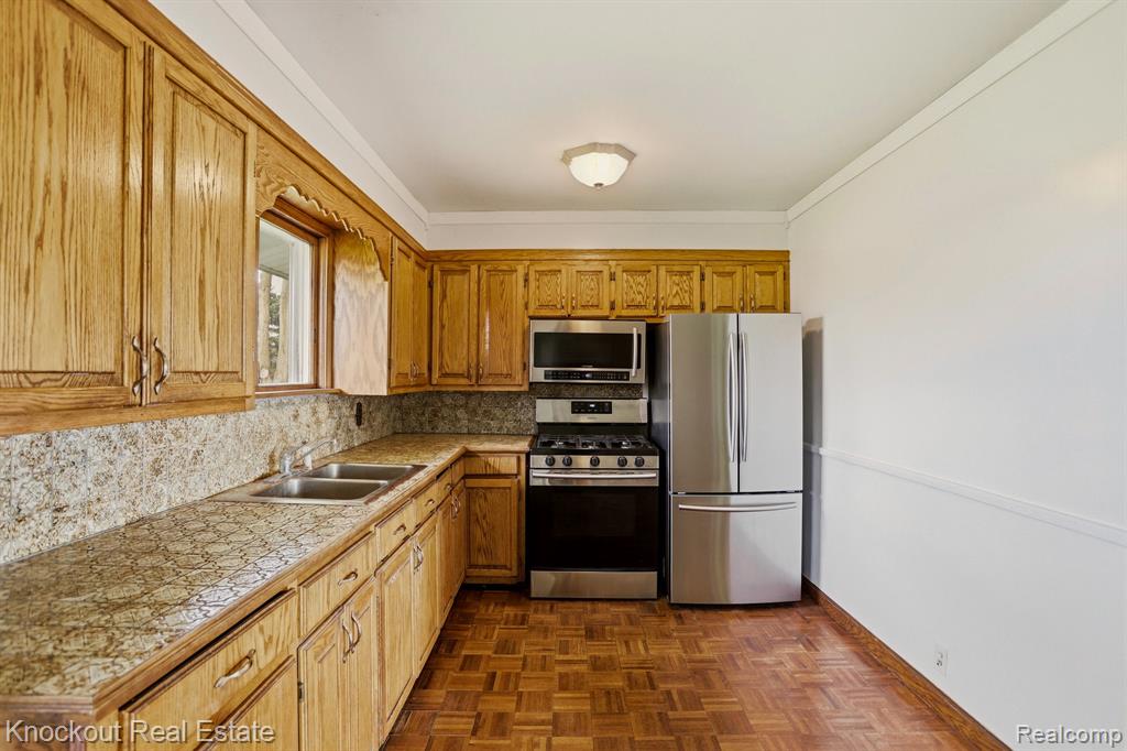 10051 Canada Road Birch Run, MI 48415 - Photo 18 of 54 Gallery Image 18