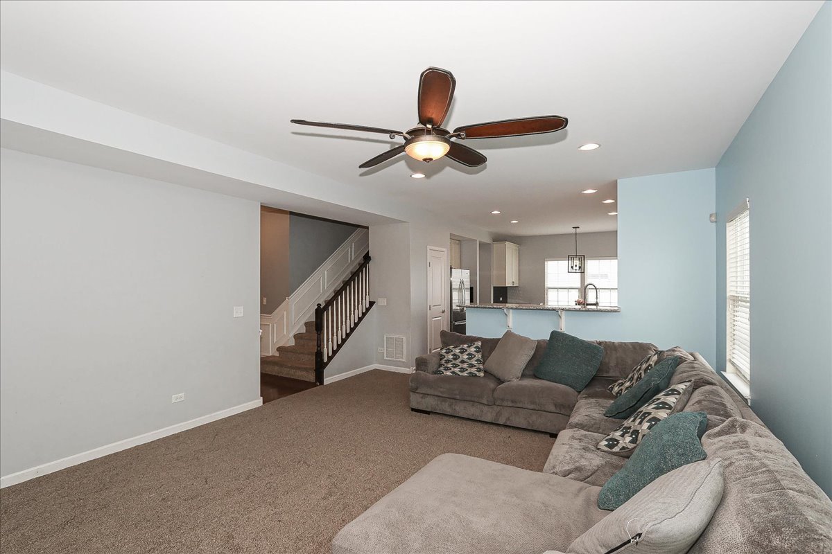 16602 Lewood Drive Plainfield, IL 60586 - Photo 19 of 43