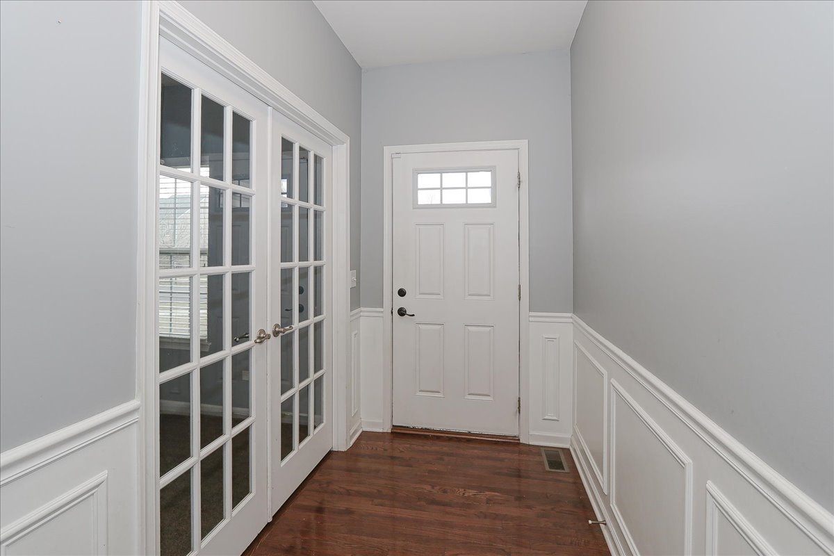 16602 Lewood Drive Plainfield, IL 60586 - Photo 4 of 43